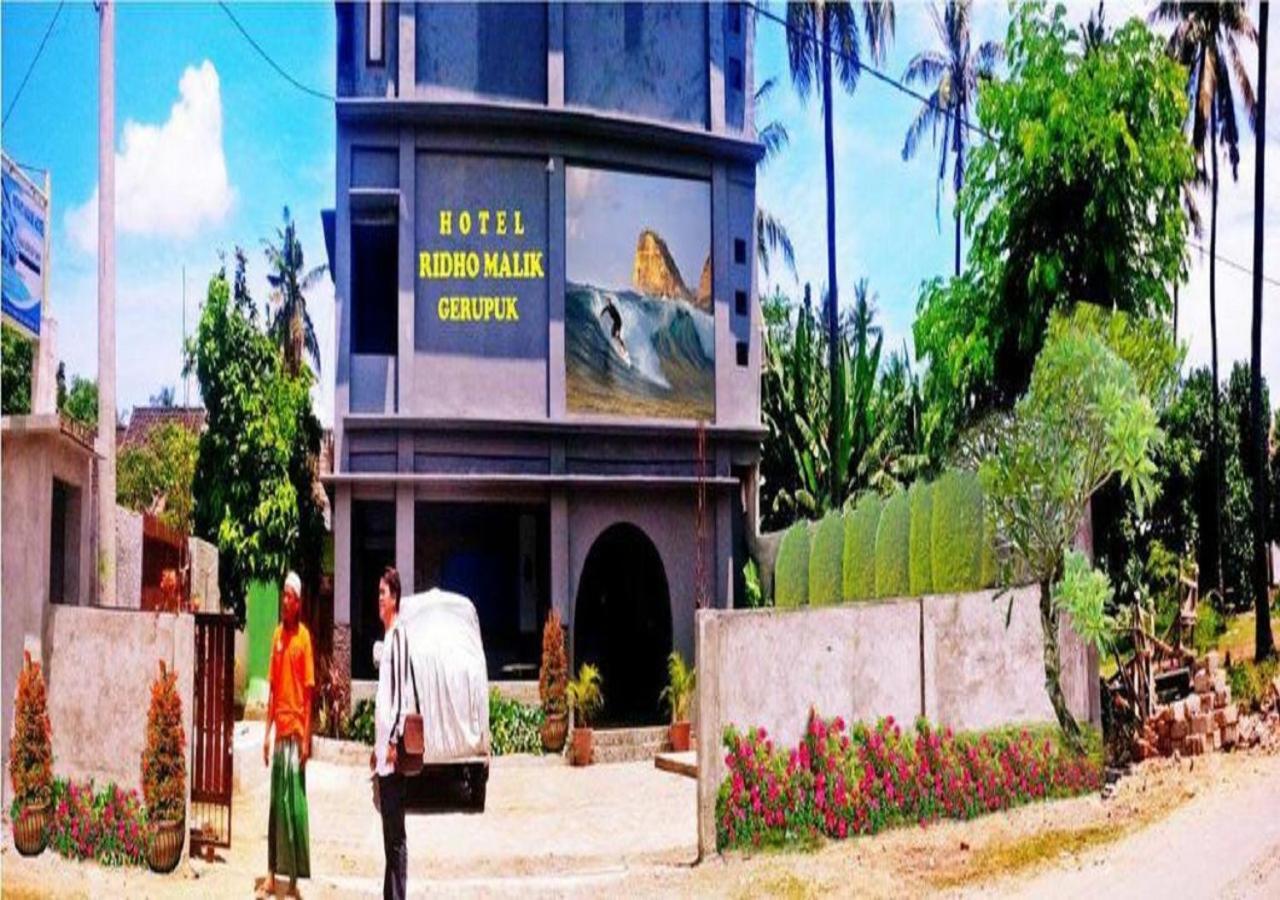Ridho Malik Hotel Bumbang Екстериор снимка